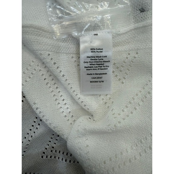 NWT Talbots 2X / 3X Chevron Pattern White Knit Off Shoulder Ruana Wrap - Picture 5 of 5